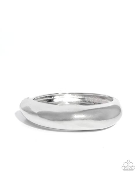 Sleek Sojourn - Silver